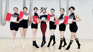 空中瑜伽教练班（2025-01期）